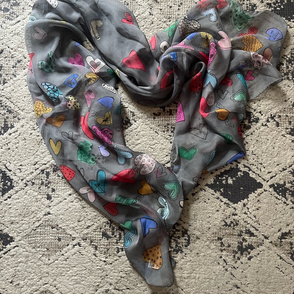 Moschino Gray Scarf with Colorful Heart Design - Picture 4 of 6